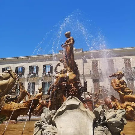 Apartament Artemide Luxury Syrakuzy